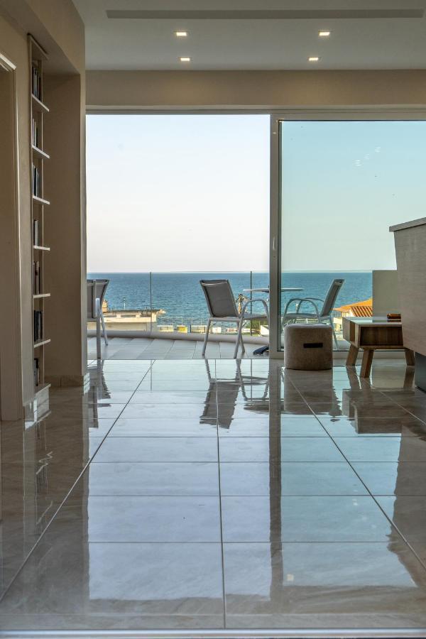 Abella Hotel Agia Marina Exteriör bild