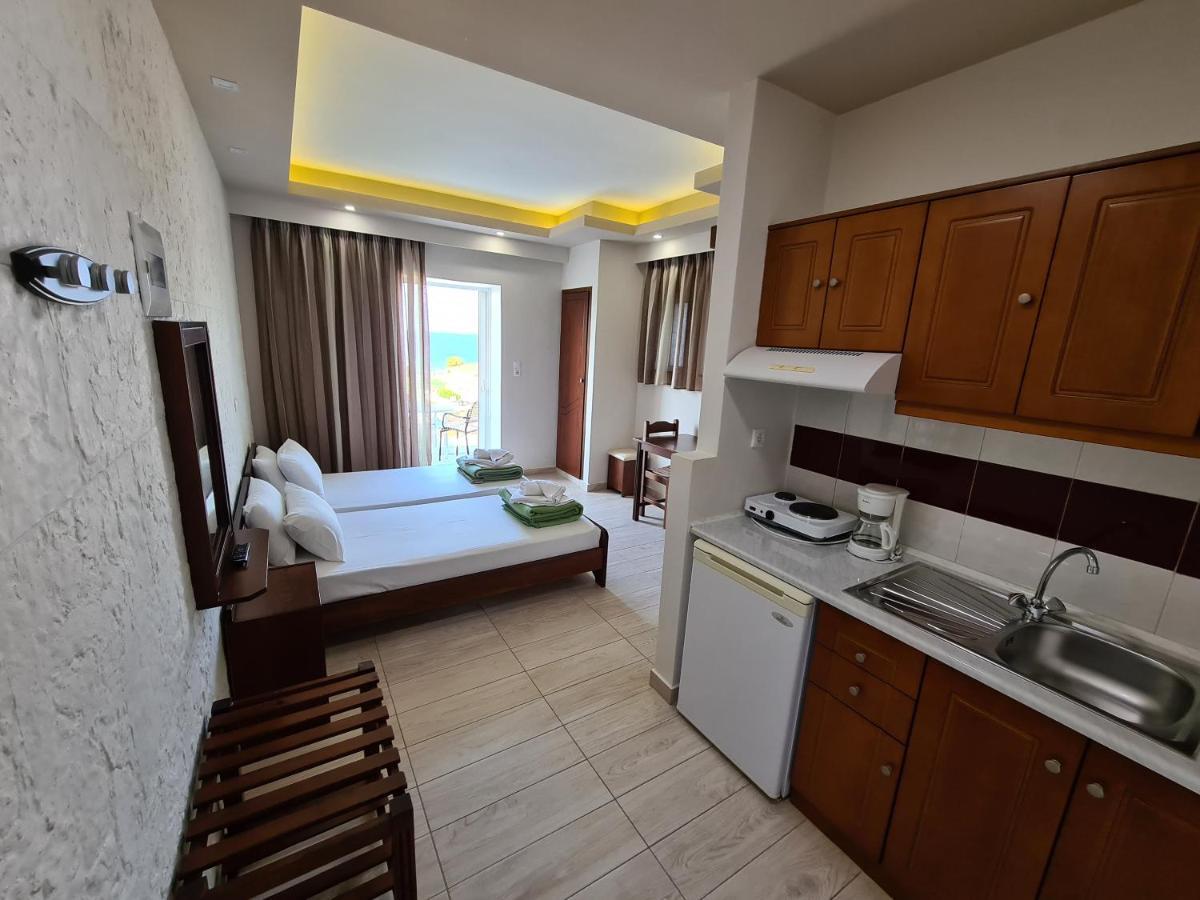 Abella Hotel Agia Marina Exteriör bild