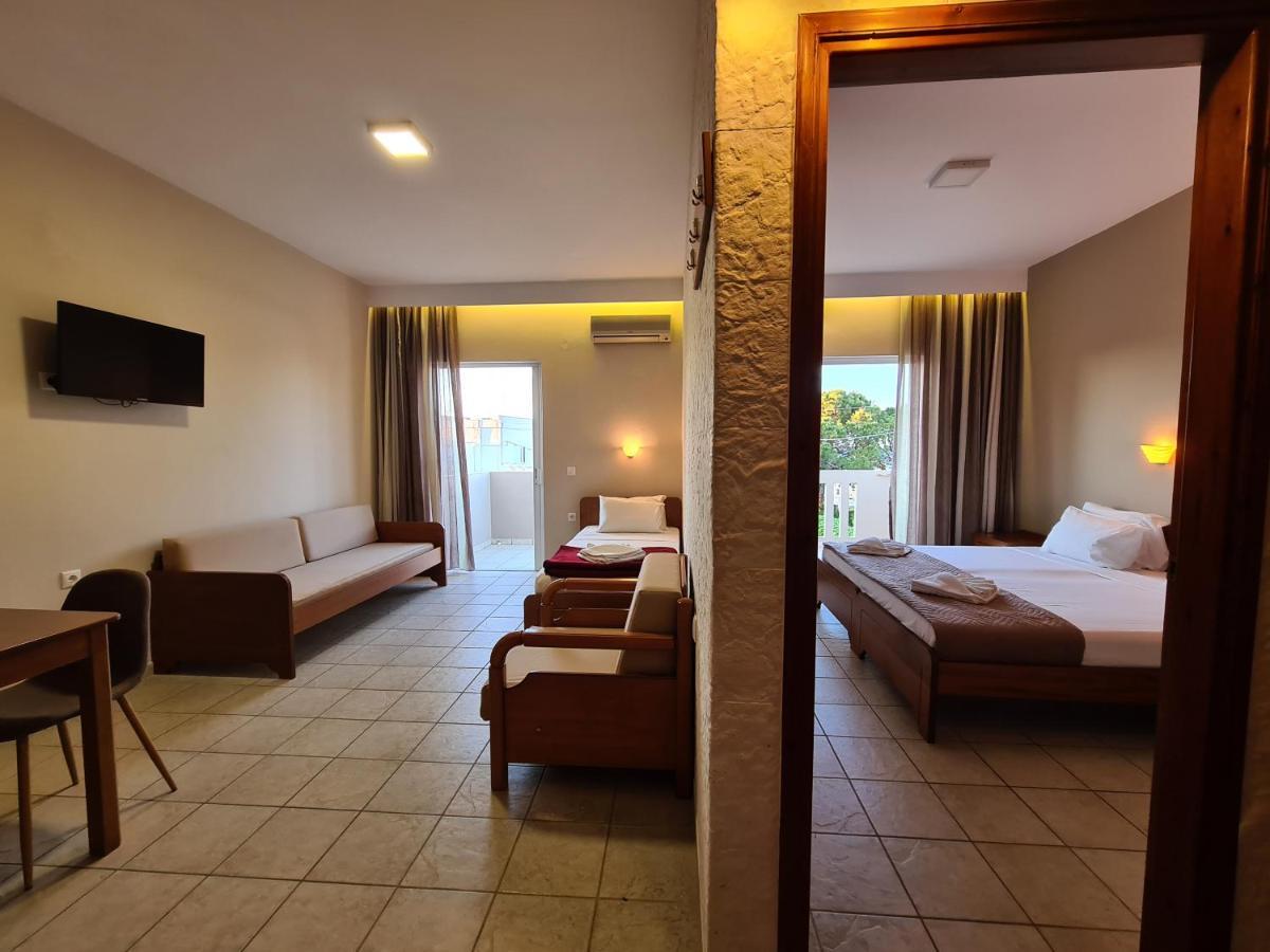 Abella Hotel Agia Marina Exteriör bild