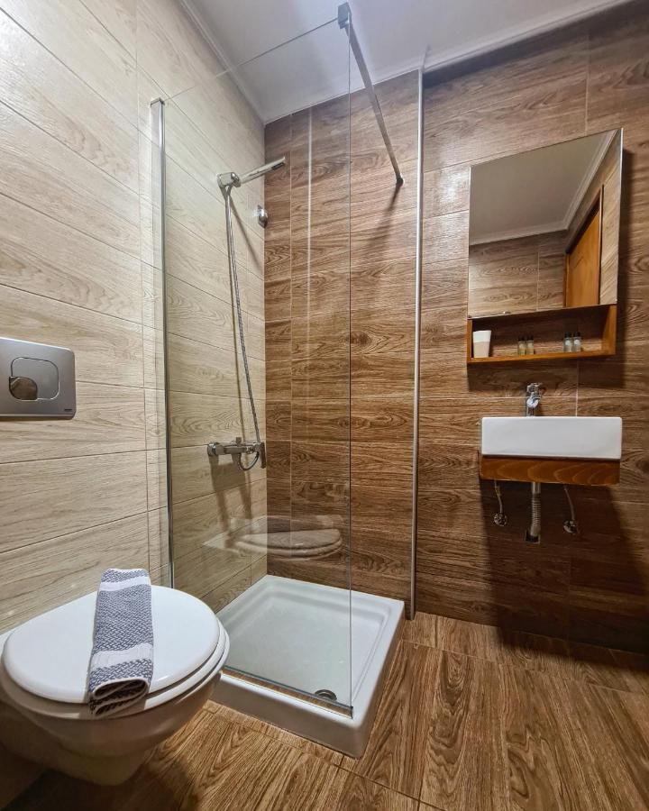 Abella Hotel Agia Marina Exteriör bild