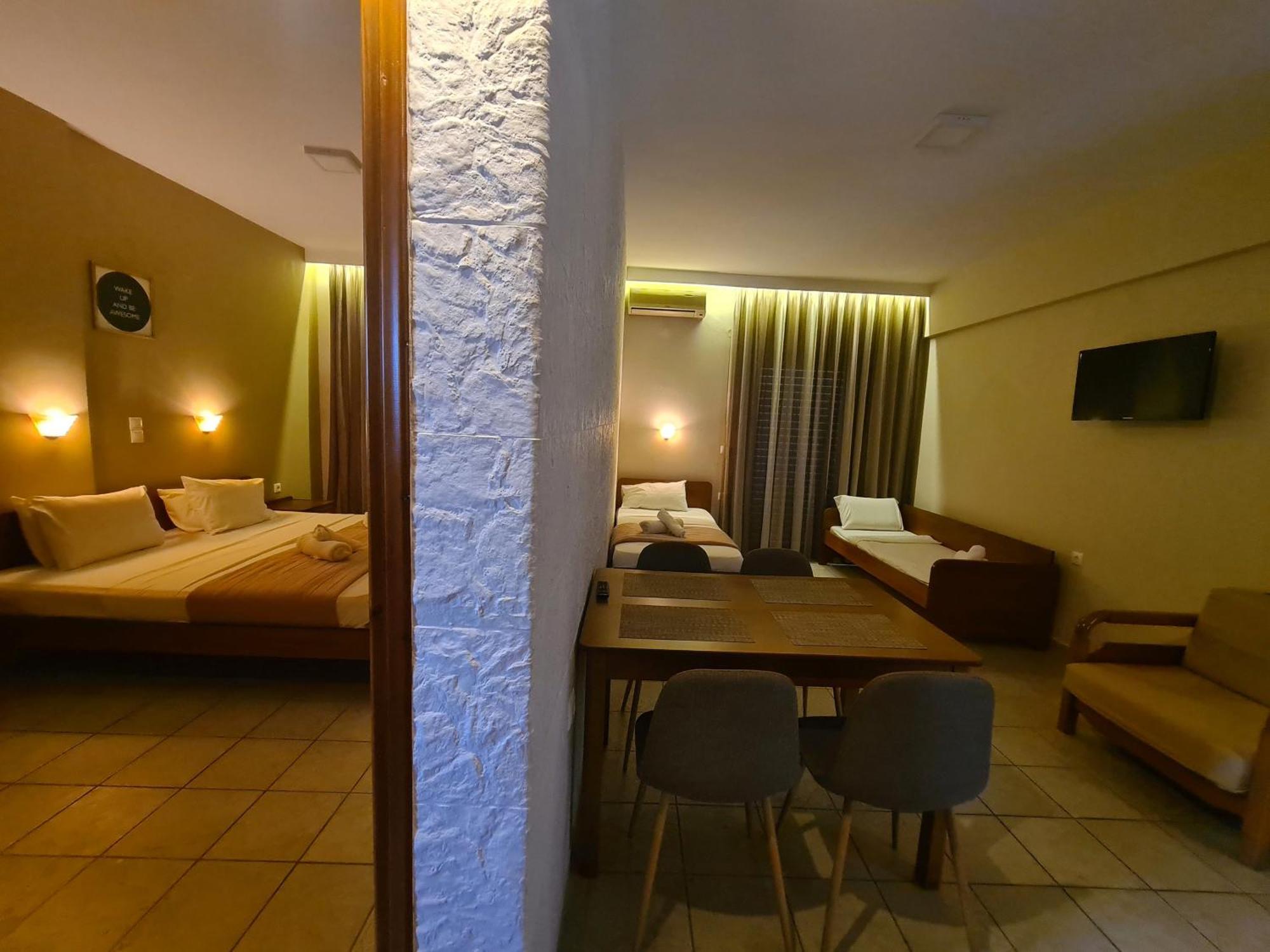 Abella Hotel Agia Marina Rum bild